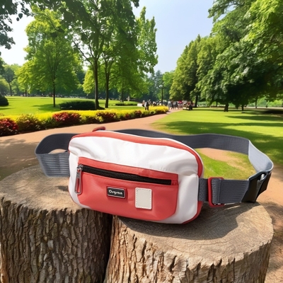 Mit Reißverschluss geschlossene Messenger-Tasche für modische und bequeme Handy-Speicherung