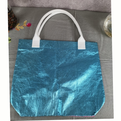 Mehrfarbige Handtasche aus hellem Leder mit großer Kapazität
